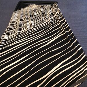 CHICO'S BLACK & WHITE STRIPED BANDANA SKIRT 8